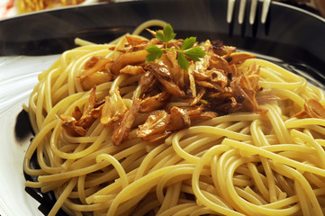 Spaghetti all'aglio olio e peperoncino