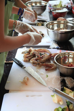 cooking crustacean