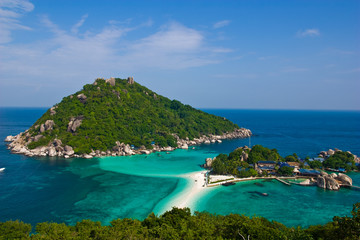 Fototapeta na wymiar nang yuan island south of Thailand