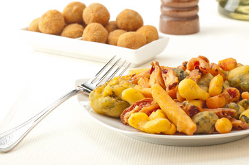 Verdure pastellate e mozzarelline impanate