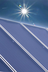 Solarkollektoren und Sonne