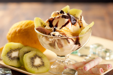 Kiwi ice cream