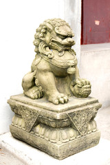 Fototapeta na wymiar Lion Sculpture