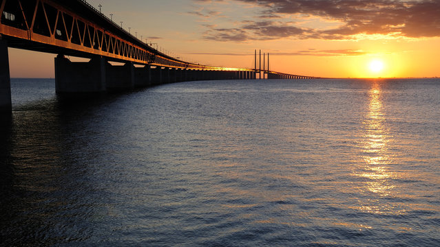 Fototapeta Beautiful sunset over borderline bridge