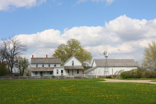 Amish Farm house