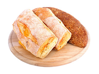 Bread from rye and wheat flour of a rough grinding