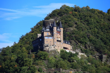 Fototapeta na wymiar Burg der Loreley