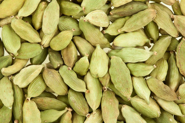 Cardamom whole