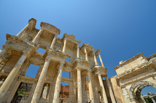 Bibliothèque de Celcus dans Ephèse
