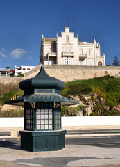 Green kiosk in Foz do Arelho, Portugal