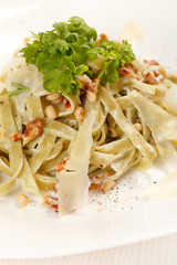 pasta with cream cheese and cedar nuts