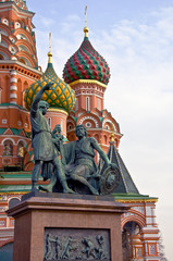 Fototapeta na wymiar St. Basil's Cathedral and the monument. Russia