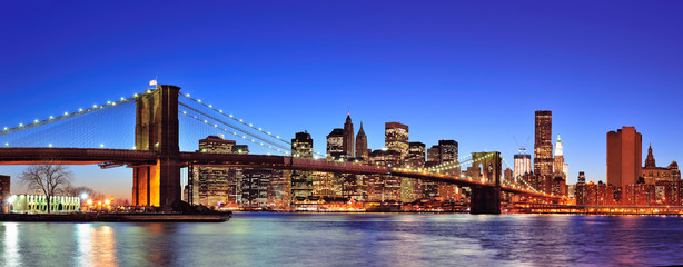 Obraz na płótnie Canvas Brooklyn most z New York City Manhattan