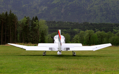 Kleinflugzeug rearview