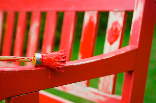 paint-brush with red color