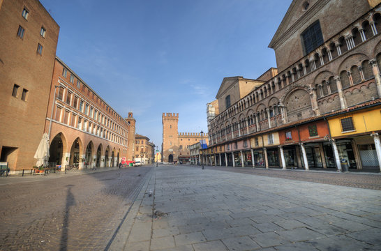Ferrara cathedral  Square