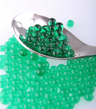 perles/billes d'alginate, cuisine mol&eacute;culaire