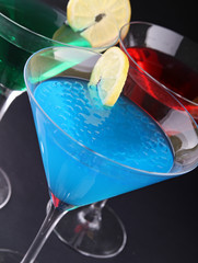 cocktail et perles de curaçao