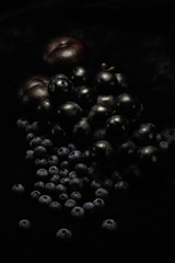Früchte schwarz