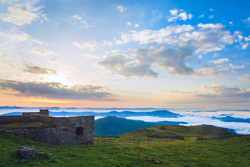 Fototapeta na wymiar Sunrise mountain observatory ruins view