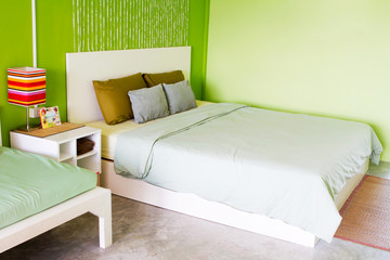 Fototapeta na wymiar Green Bedroom