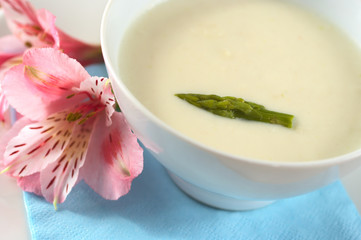 Cream of asparagus with green asparagus on top