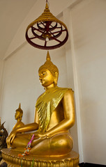Buddha statue