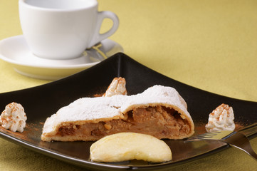 Apple strudel