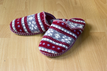 Hausschuhe für warme Füsse im Winter