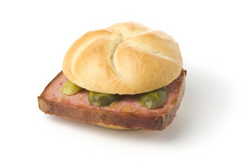 Leberkäs Semmel Käse Gurkerl