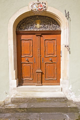 Fototapeta na wymiar Alte Tür aus Holz, Deutschland