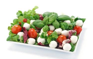 Insalata con mozzarelline