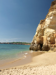 Fototapeta premium Colourful rocks on the Algarve coast
