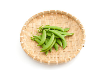 笊とスナップエンドウ