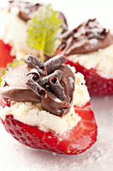Erdbeeren mit Ricotta