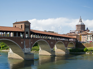 Fototapeta na wymiar Ponte Vecchio i Duomo, Włochy