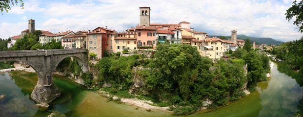 Fototapeta na wymiar Średniowieczne miasto Cividale del Friuli, Włochy