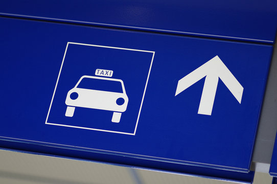 Hinweisschild Taxi