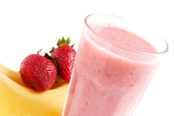 Banana strawberries smoothie