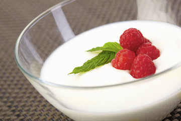 Raspberry yoghurt curd bowl
