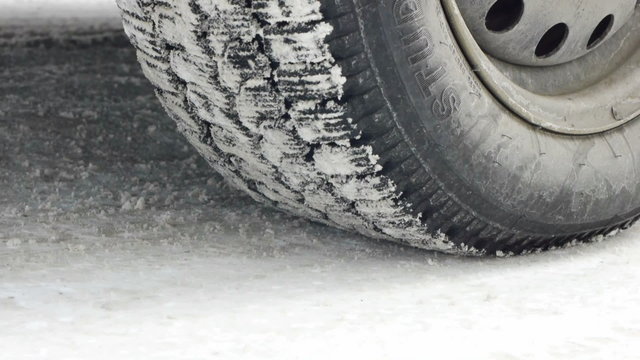 Spike tire starts drifting on the snow