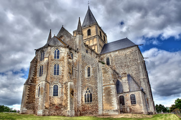 Fototapeta na wymiar HDR de l'abbaye de Cerisy-La-Forêt