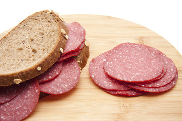 Brot mit Putensalami