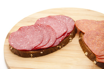 Brot mit Putensalami