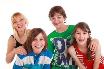 трудные подростки 4 сезон 2022. трудные подростки 4 сезон 2022. общение подростков в школе. тинейджер 4. парни.