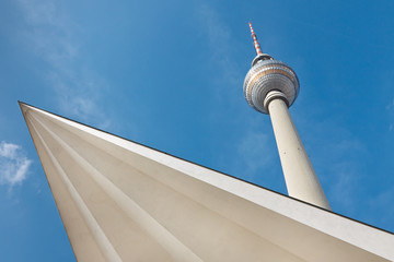 Fototapeta premium Berliner Fernsehturm (TV Tower), Berlin, Germany