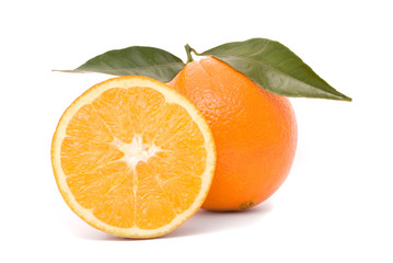 Obraz na płótnie Canvas Juicy orange isolated on a white background.