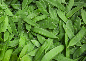 Snowpeas in a bunch