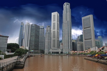 Fototapeta na wymiar Burza zbliża Singapur