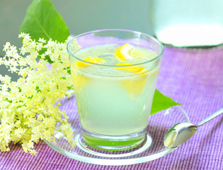 elderflower juice with lemon